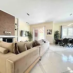 Villa Hippocrates House *