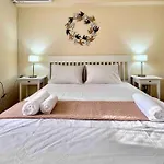 Hippocrates House Villa *