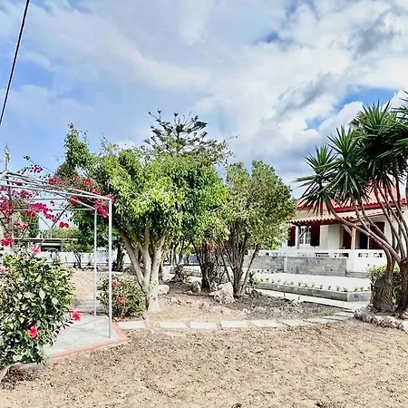 Hippocrates House וילה *