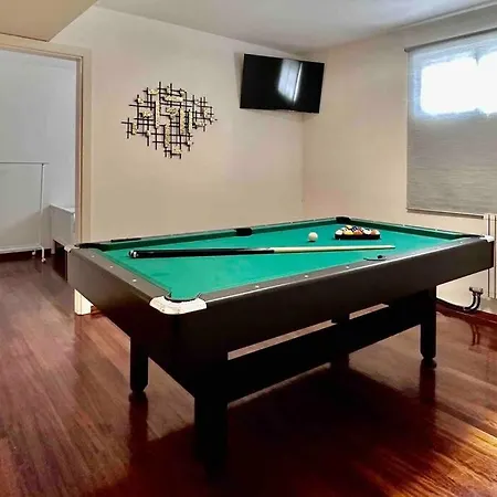 Hippocrates House ヴィラ コス・タウン