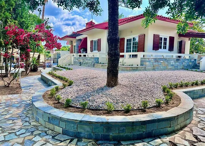 Hippocrates House וילה *